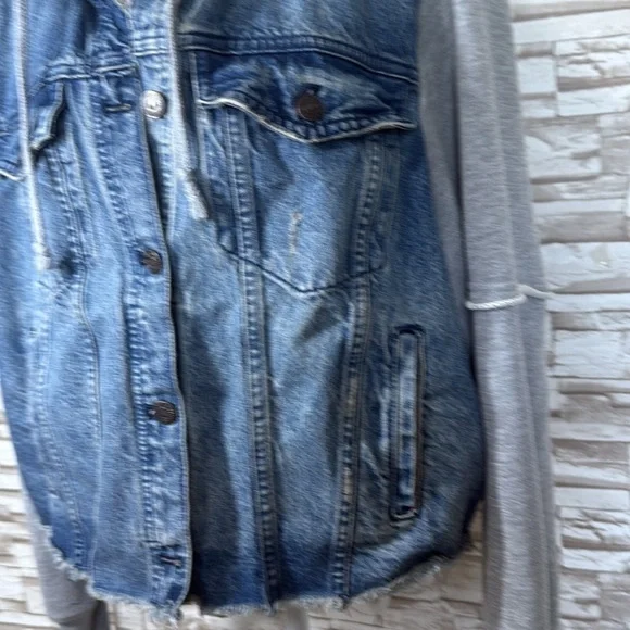 FREE PEOPLE We The Free Throwback Medium Denim Layered Look Jacket - Picture 4 of 12